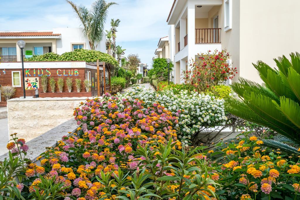 Aktea Beach Village Ayia Napa Bagian luar foto